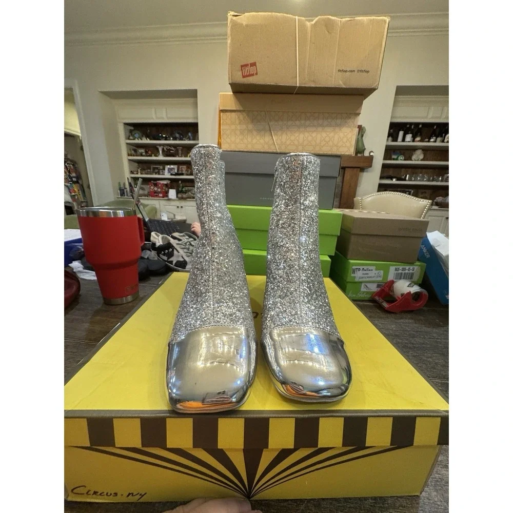 New Circus NY by Sam Edelman Women's Osten Ankle Bootie Silver  Glitter Size 6.5